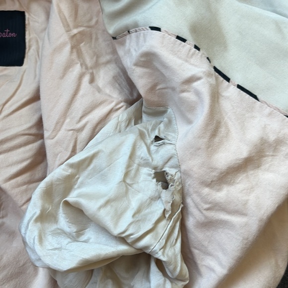 Aritzia Talula Babaton Trench coat Sz Small - Picture 13 of 13